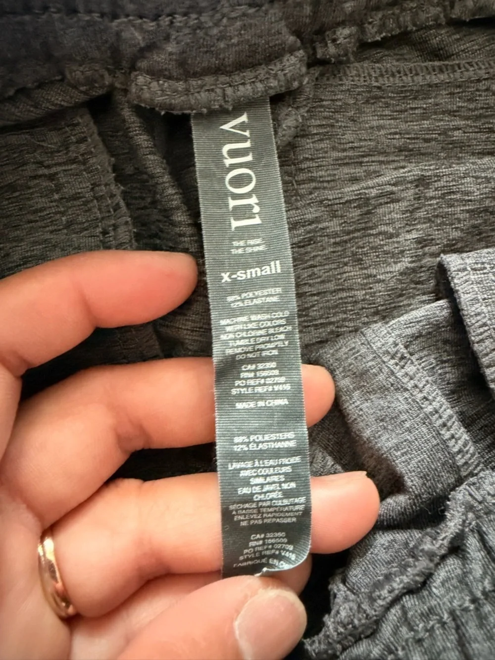 Vuori Charcoal Grey Performance Joggers Men's XS